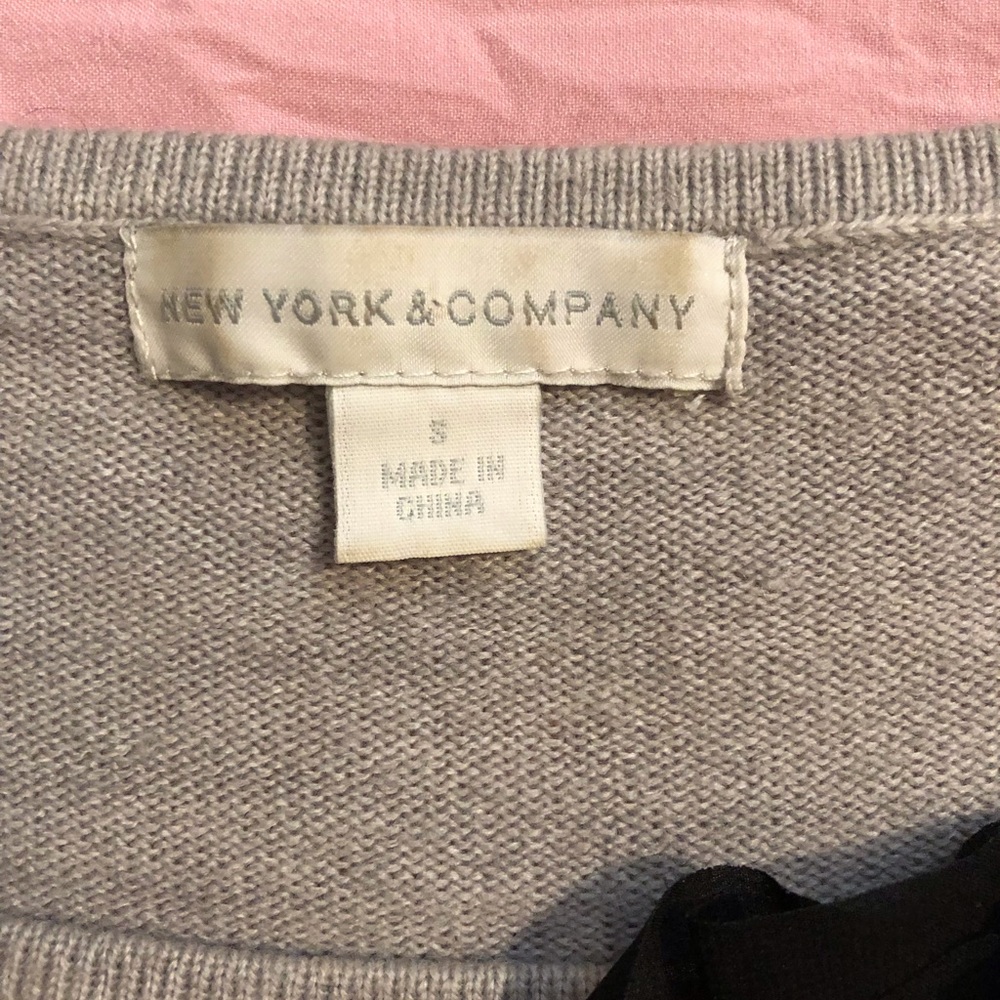 Sweater - Picture 2 of 4